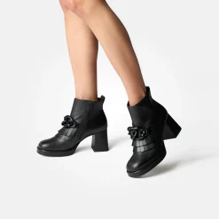 Ankle boot