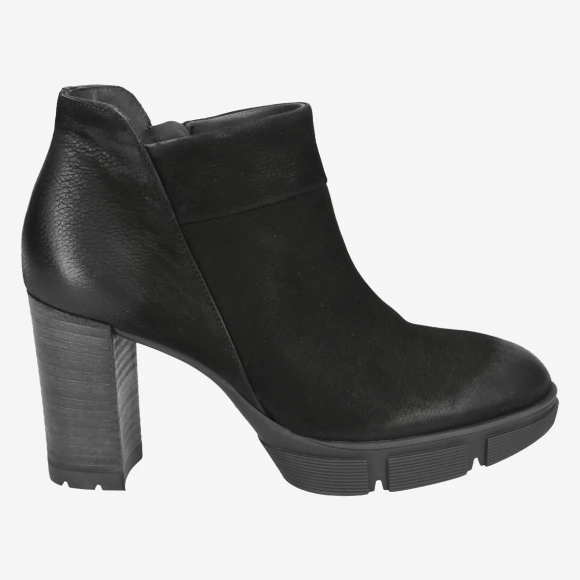 Ankle boot