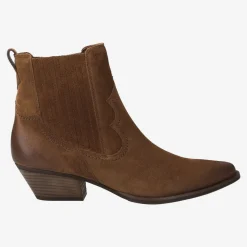 Ankle boot