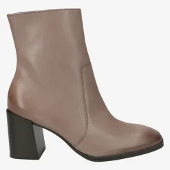 Ankle boot