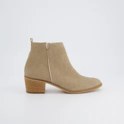Ankle boot