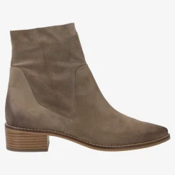 Ankle boot