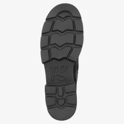 Ankle boot with lambskin