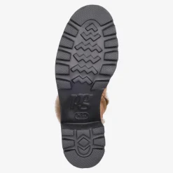 Ankle boot with lambskin