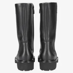 Boots with warm lining