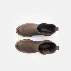 Chelsea boots