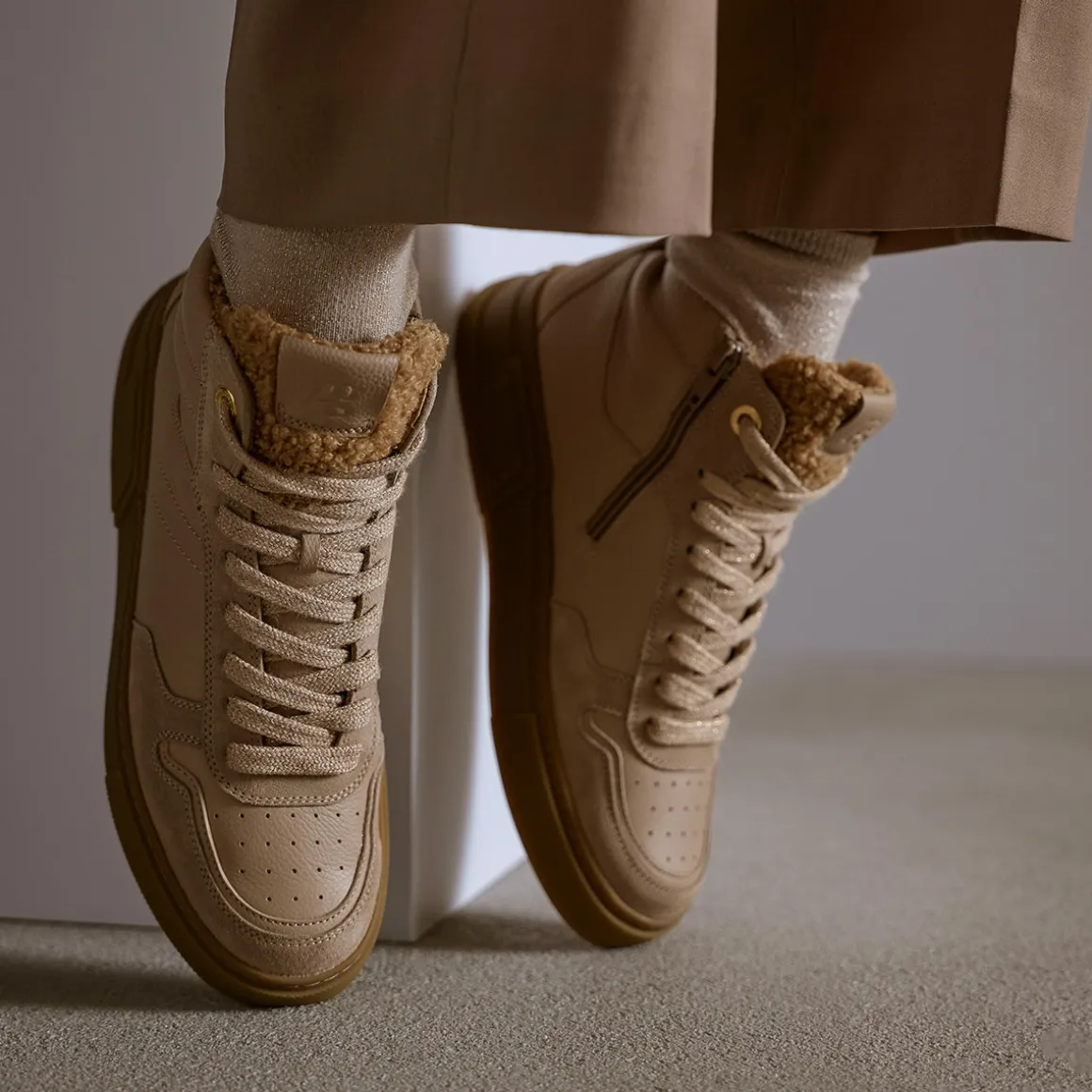 Hightop Pauls with removable footbed