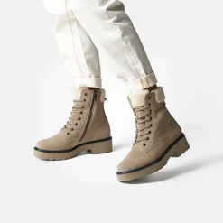 Lace-up ankle boot with Gore-Tex