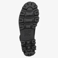 Lace-up bootie with warm lining