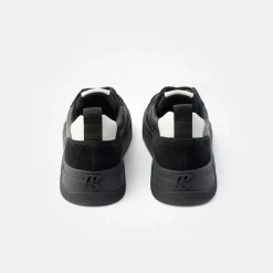 Pauls with removable footbed