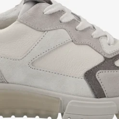 Sneaker mit Wechselfußbett