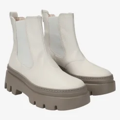 SUPER SOFT Chelsea boots