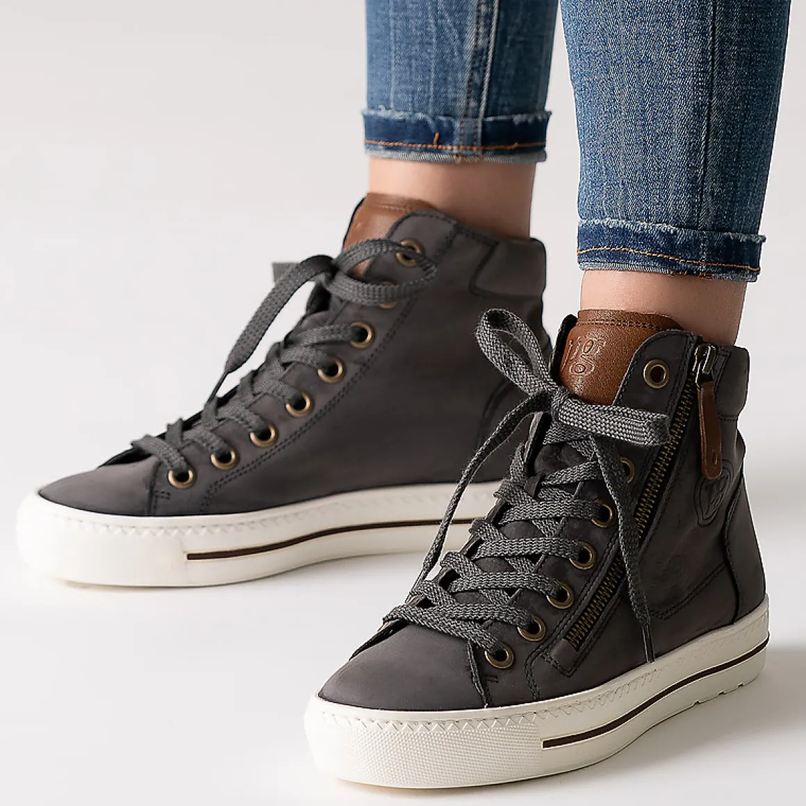 SUPER SOFT Hightop Pauls