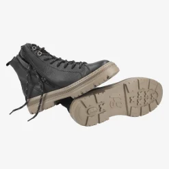 SUPER SOFT lace up ankle boot with warm lining