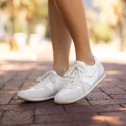 SUPER SOFT sneaker with removable footbed