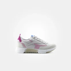 SUPER SOFT sneaker with removable footbed