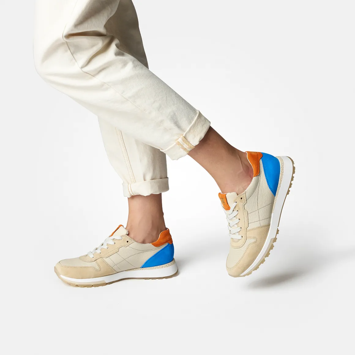 SUPER SOFT sneaker with removable footbed