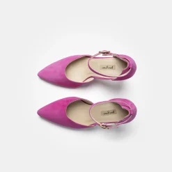 SUPER SOFT strappy pumps